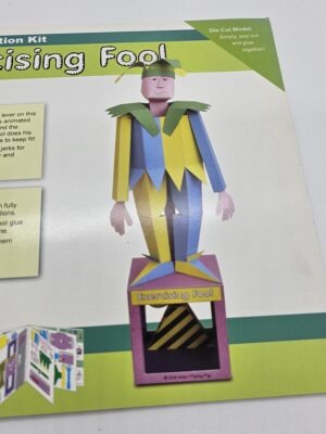 Bastelset: "Exercising Fool" Papier-Maschine